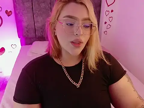 Snapshot of missevans chatting on February 16, 2026, 7:01 pm missevans online show from February 16, 2026, 7:01 pm