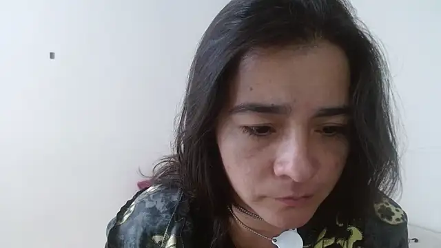 Snapshot of sensualstryp chatting on June 6, 2026, 9:42 pm sensualstryp online show from June 6, 2026, 9:42 pm