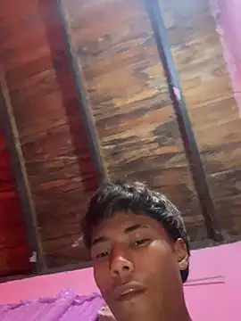 Snapshot of Adan21_cm chatting on March 4, 2026, 7:38 am Adan21 cm online show from March 4, 2026, 7:38 am