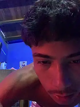 Adan21 cm online show from May 11, 2026, 1:51 am