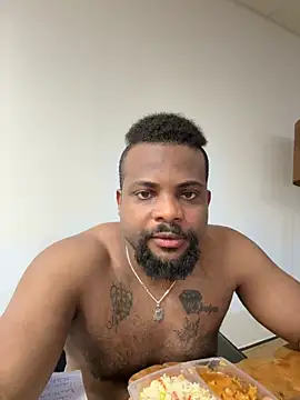 Snapshot of BigCatXLOfficial chatting on April 1, 2026, 8:17 pm BigCatXLOfficial online show from April 1, 2026, 8:17 pm