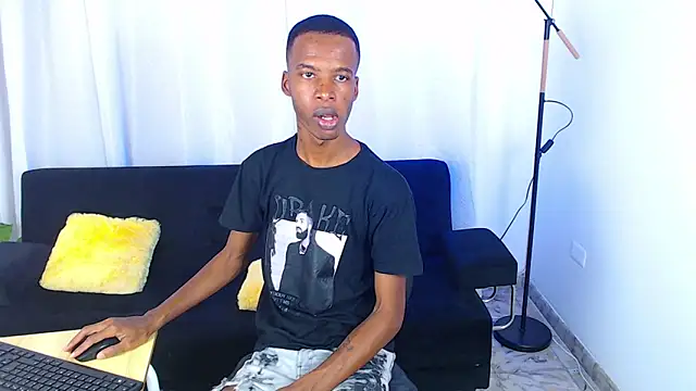 gusy 18 online show from February 24, 2026, 8:42 pm