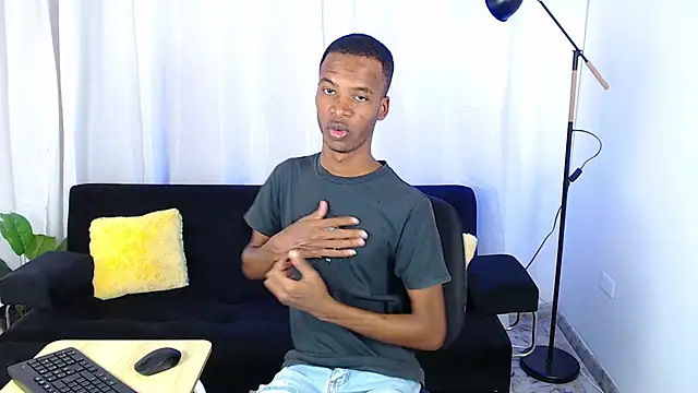 gusy 18 online show from February 17, 2026, 8:39 pm