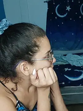 Snapshot of Perla_and_Maikol chatting on February 18, 2026, 3:48 am Perla and Maikol online show from February 18, 2026, 3:48 am