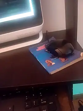 Snapshot of celezte13 chatting on February 17, 2026, 8:50 pm celezte13 online show from February 17, 2026, 8:50 pm