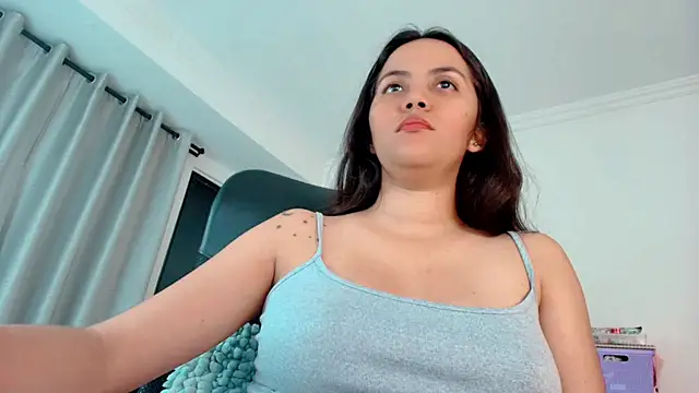 Snapshot of paulina_ponce chatting on February 4, 2026, 11:55 pm paulina ponce online show from February 4, 2026, 11:55 pm