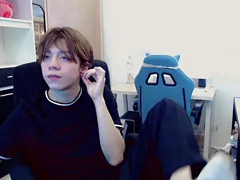 Snapshot of duvisex19 chatting on February 12, 2026, 8:52 pm duvisex19 online show from February 12, 2026, 8:52 pm