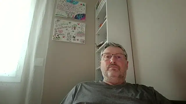 Snapshot of doudou310 chatting on February 26, 2026, 5:02 pm doudou310 online show from February 26, 2026, 5:02 pm