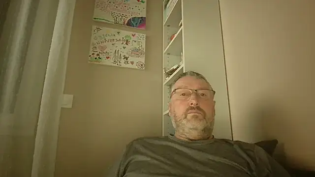 Snapshot of doudou310 chatting on February 6, 2026, 5:36 am doudou310 online show from February 6, 2026, 5:36 am