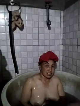 Snapshot of Tina-beo chatting on February 1, 2026, 12:14 pm Tina-beo online show from February 1, 2026, 12:14 pm