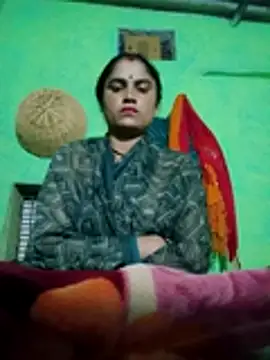 Snapshot of Miya_jaan chatting on February 5, 2026, 2:46 pm Miya jaan online show from February 5, 2026, 2:46 pm