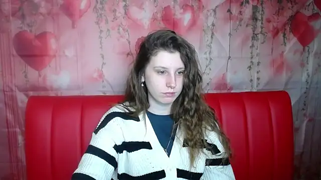 Snapshot of LilianaShine chatting on February 10, 2026, 6:12 am LilianaShine online show from February 10, 2026, 6:12 am