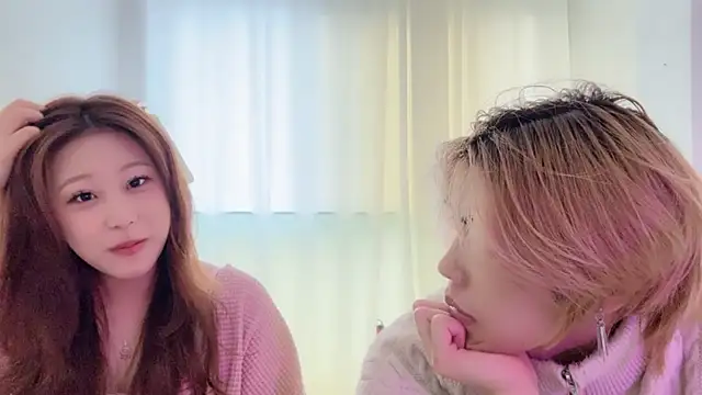 SM JIAJIA ZL online show from March 26, 2026, 2:10 am