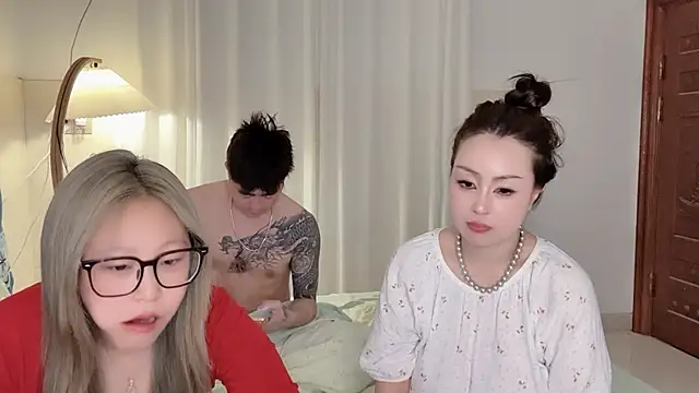 Snapshot of SM_JIAJIA_ZL chatting on May 28, 2026, 7:53 pm SM JIAJIA ZL online show from May 28, 2026, 7:53 pm