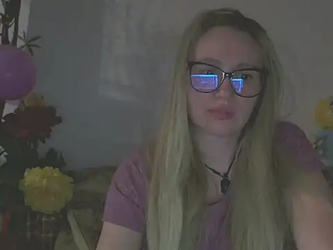 Snapshot of Nataly_Rosy chatting on February 14, 2026, 9:37 pm Nataly Rosy online show from February 14, 2026, 9:37 pm