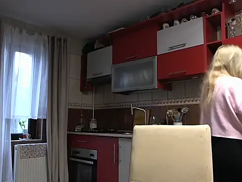 Snapshot of Nataly_Rosy chatting on February 5, 2026, 7:37 am Nataly Rosy online show from February 5, 2026, 7:37 am