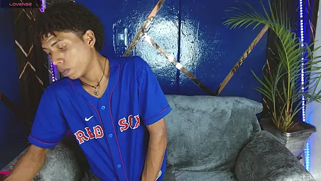 Walkers05 online show from April 13, 2026, 6:45 pm