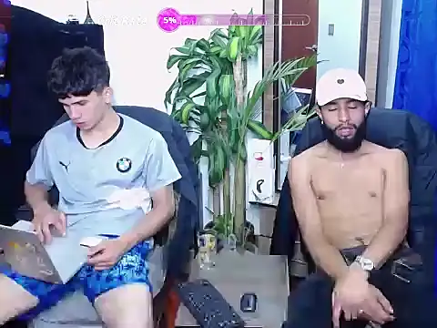 Snapshot of _noahdiaz chatting on March 1, 2026, 5:18 am noahdiaz online show from March 1, 2026, 5:18 am