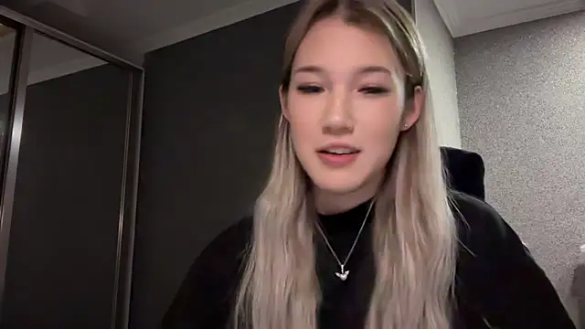 lilXdomiii online show from February 8, 2026, 5:54 pm