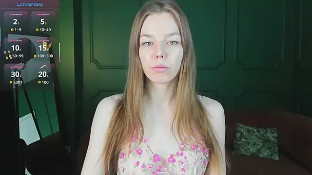  Tina Tayllor  online show from March 21, 2026, 6:12 pm