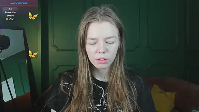  Tina Tayllor  online show from March 22, 2026, 8:54 pm