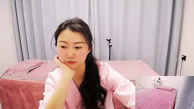 anne2026 online show from March 16, 2026, 1:57 am