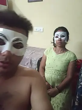 pinkbox online show from April 15, 2026, 6:12 pm