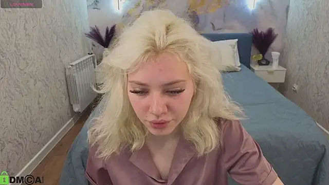 Kate Krose online show from February 7, 2026, 1:02 am