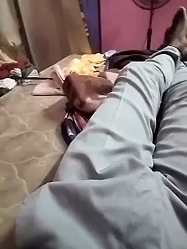 tamilpaiyan989 online show from April 7, 2026, 9:33 am