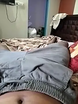 tamilpaiyan989 online show from April 14, 2026, 10:31 am