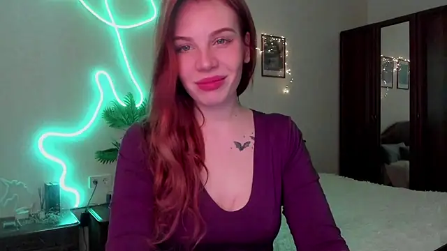 kelly love 222 online show from February 25, 2026, 4:45 am