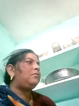 Rajni248096 online show from April 14, 2026, 8:41 am