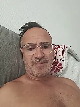 bobo672 online show from May 19, 2026, 6:20 am