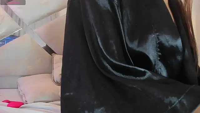 karlaa megan online show from March 21, 2026, 8:19 am