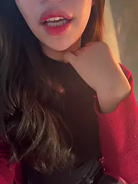 Snapshot of QuynhAnh_2k1 chatting on February 9, 2026, 7:28 am QuynhAnh 2k1 online show from February 9, 2026, 7:28 am