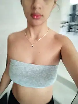 Snapshot of cynliu chatting on February 19, 2026, 5:21 pm cynliu online show from February 19, 2026, 5:21 pm