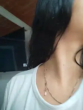 Snapshot of cynliu chatting on June 17, 2026, 9:14 pm cynliu online show from June 17, 2026, 9:14 pm