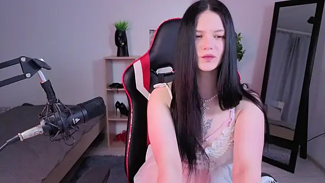 Snapshot of Maria_trend chatting on February 17, 2026, 6:49 pm Maria trend online show from February 17, 2026, 6:49 pm