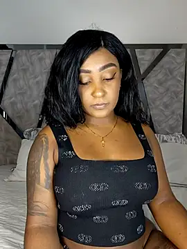 Denise wolfe21 online show from April 14, 2026, 1:05 pm