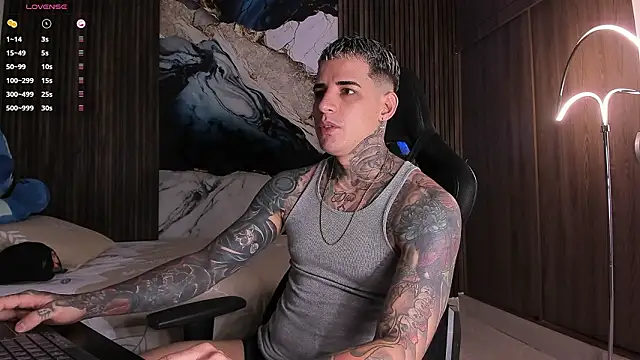 Snapshot of trisstann_ chatting on February 21, 2026, 5:15 pm trisstann online show from February 21, 2026, 5:15 pm