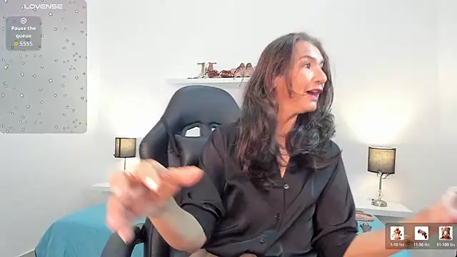 Emma Mendozaa online show from March 10, 2026, 11:36 am