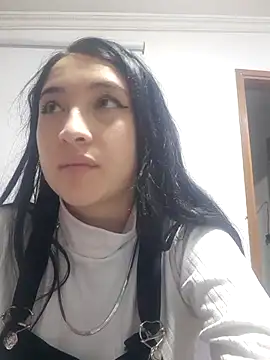 Snapshot of Maitebigboobs chatting on March 2, 2026, 9:33 pm Maitebigboobs online show from March 2, 2026, 9:33 pm