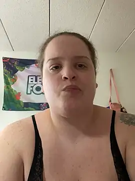 bbq-queen online show from April 16, 2026, 10:23 pm