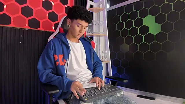 David Banks  online show from April 4, 2026, 12:34 pm