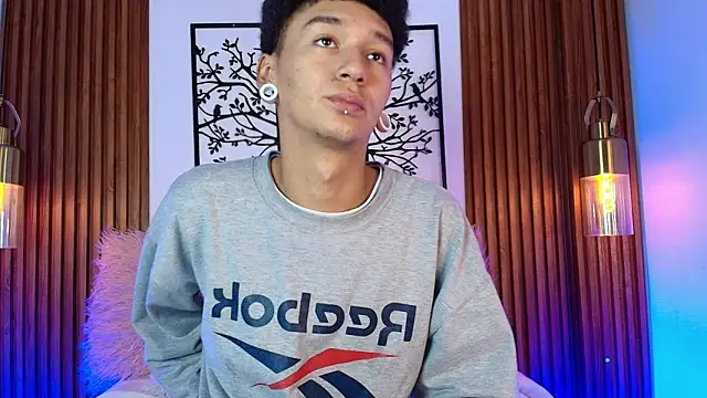 David Banks  online show from February 13, 2026, 12:38 pm