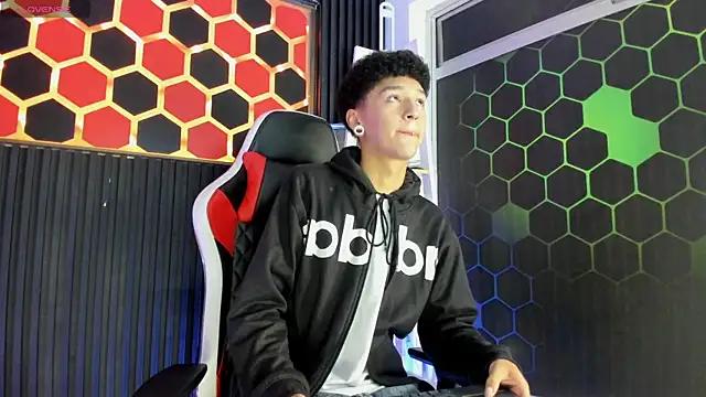 David Banks  online show from April 17, 2026, 12:52 pm