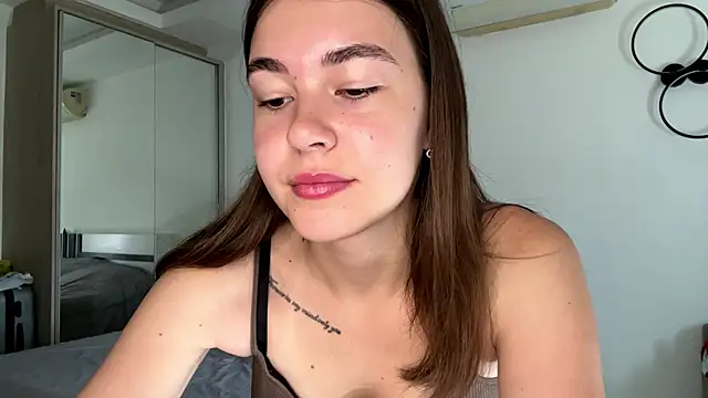 MauritaSpueler online show from March 6, 2026, 7:36 am