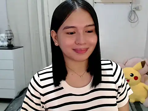 Snapshot of lovely_Janeee chatting on July 7, 2026, 11:19 pm lovely Janeee online show from July 7, 2026, 11:19 pm