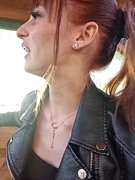 -BabyBella- online show from April 16, 2026, 4:19 pm