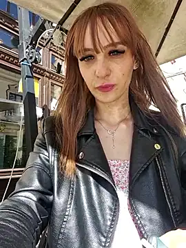 -BabyBella- online show from April 7, 2026, 1:24 pm